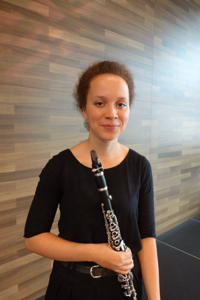 Louisa Perry Klarinette