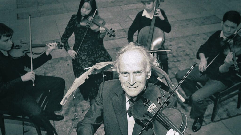 9 Yehudi Menuhin Picture with pupils